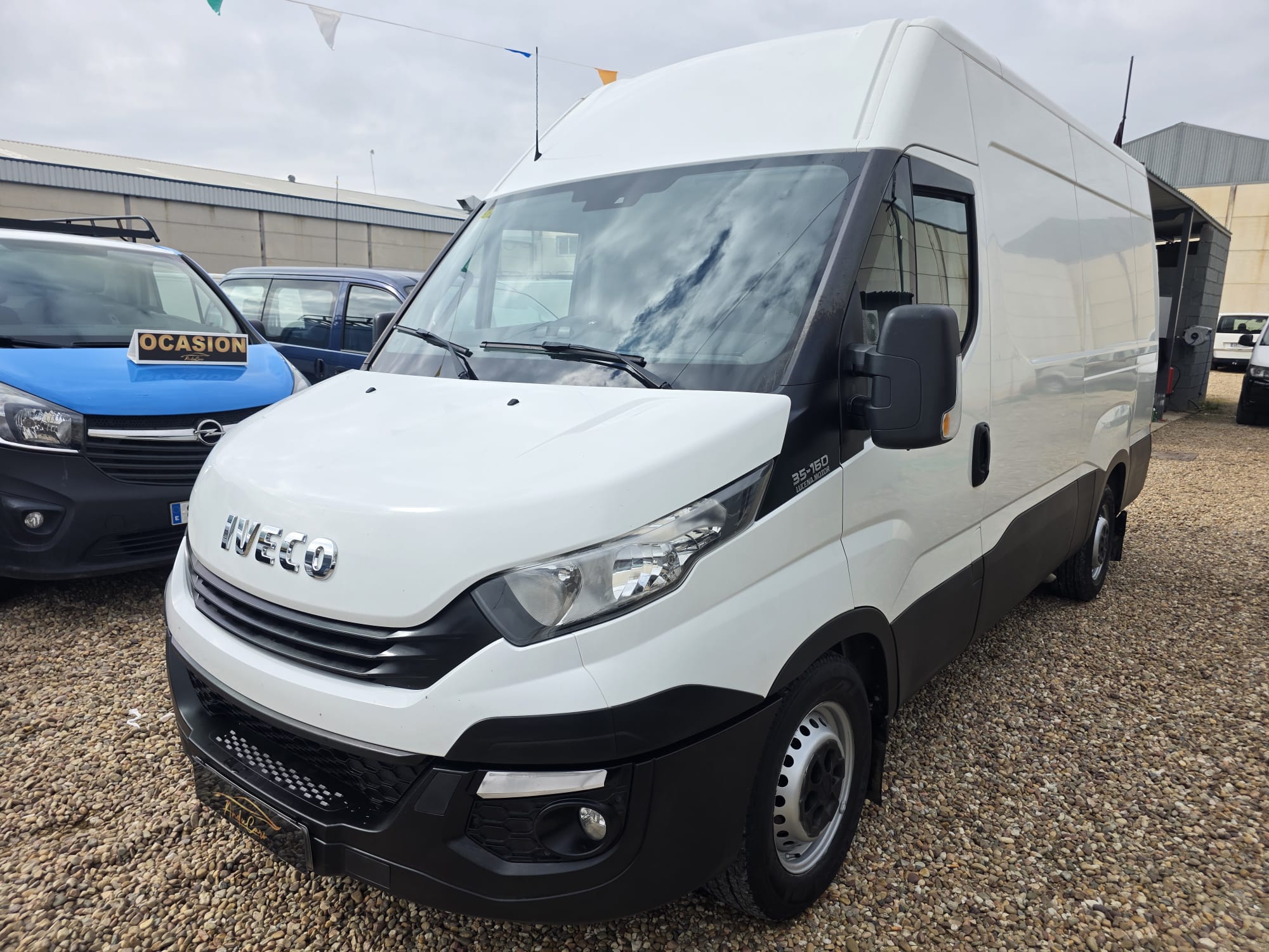 IVECO Daily 35S16